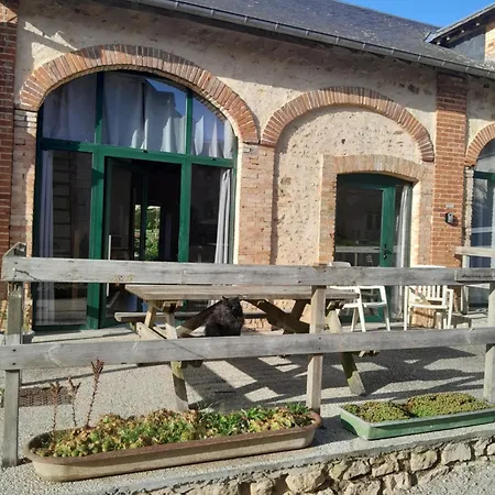 La Maisonnette Du Meslay بيت للعطل Fye