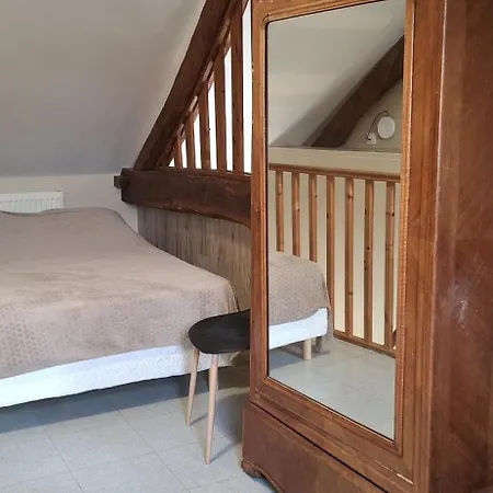 Ferienhaus La Maisonnette Du Meslay Fye