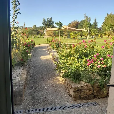 La Maisonnette Du Meslay Ferienhaus Fye